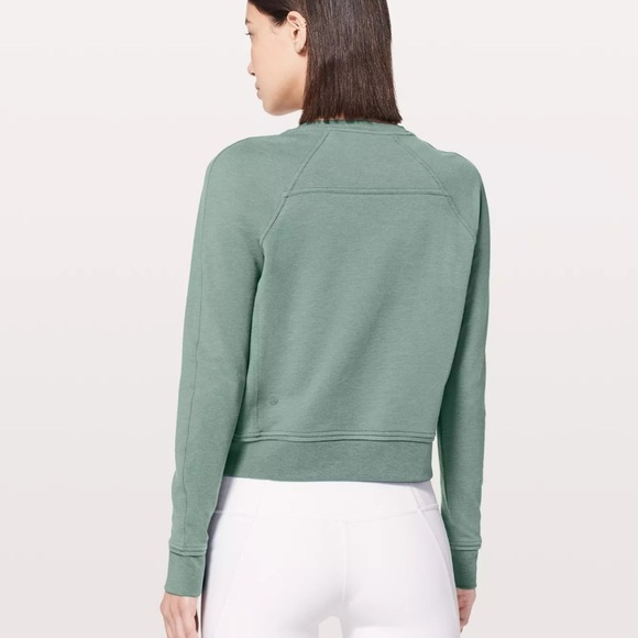 Lululemon Every Moment Crew - Picture 3 of 13